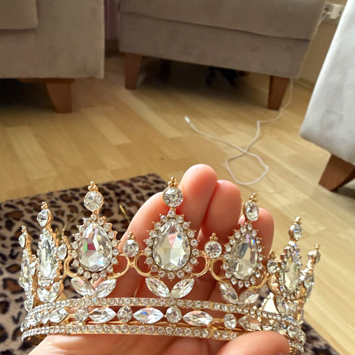 Goldfarbene strass krone - strass,